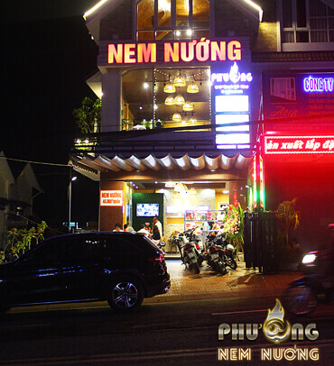 Vị trí thuận lợi của Nem Nướng Phượng